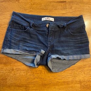 Hollister, Jean Shorts! Mid-Rise
